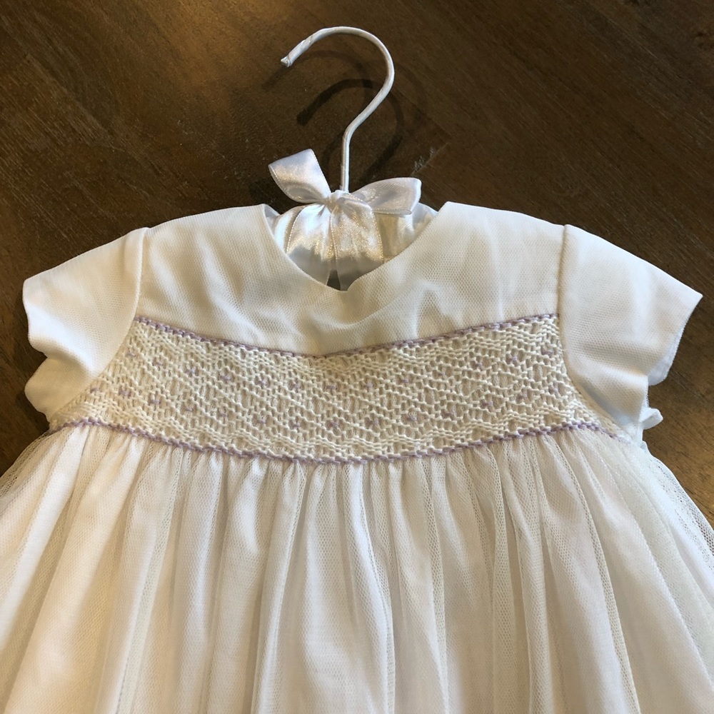 😍gorgeous Ralph Lauren layette hand smocked dress